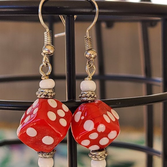 🌟Red Dice!🌟 - Picture 3 of 8